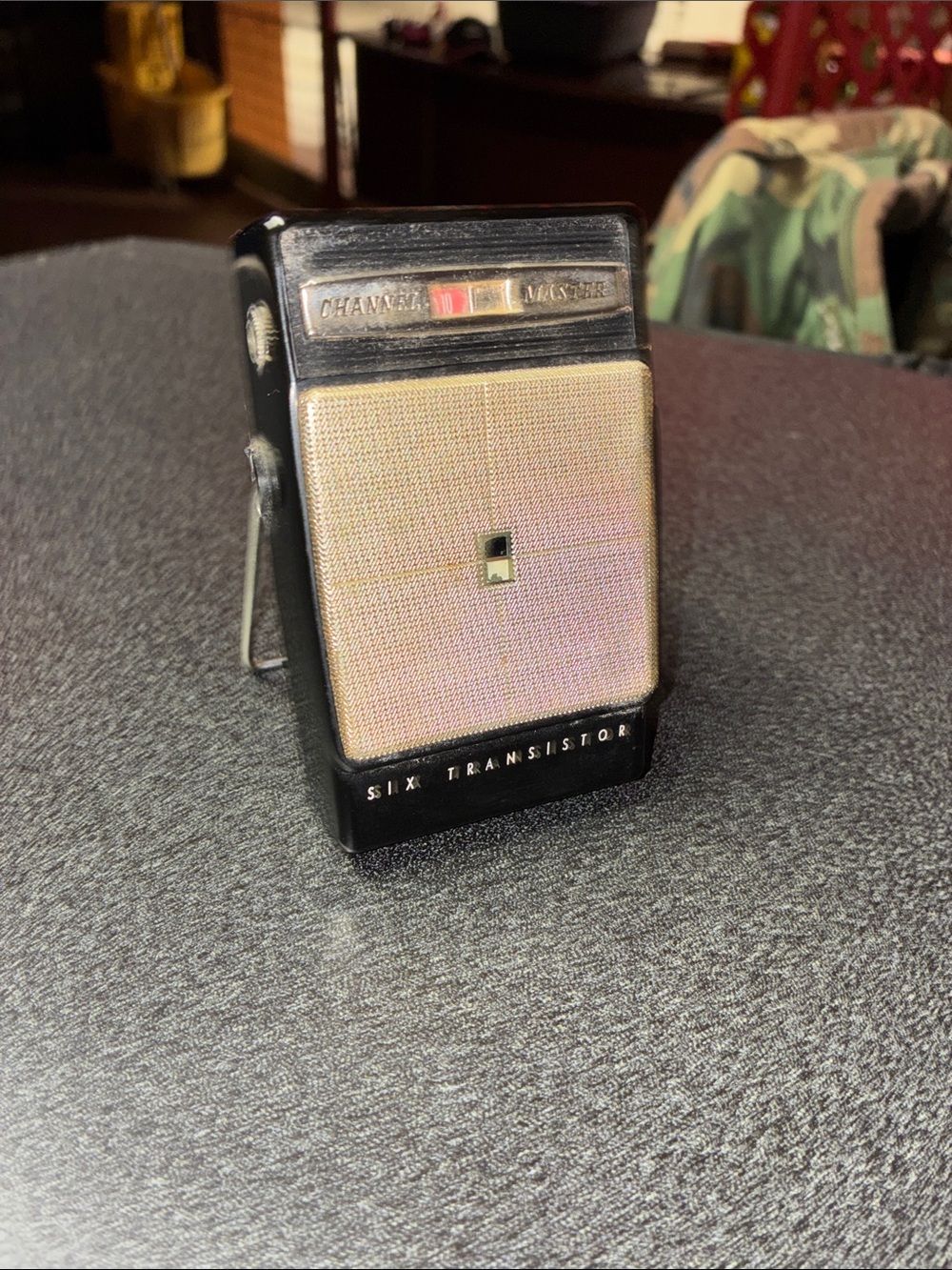 Vintage Black Six-Transistor Portable AM Radio - Classic Pocket Receiver